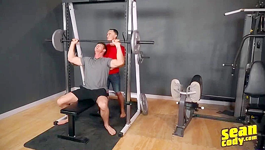 Jax Jayces Hot Gym Ride: Bulging Loads Powerful Strokes – GayXXX
