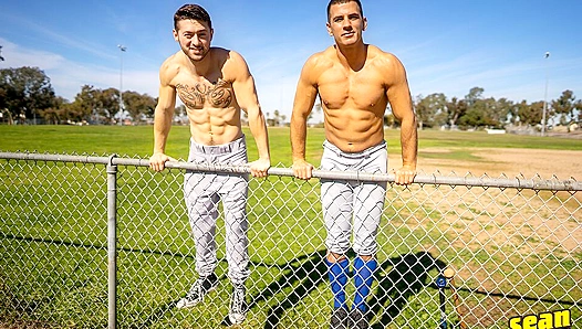 Sweat-Slicked Hunks Collide: Lane Lachlans Hot Post-Workout Fuck – GayXXX