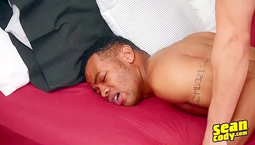Blonde Dom Rules Dark Stallion: Raw Muscle Power Play — GayXXX Heat