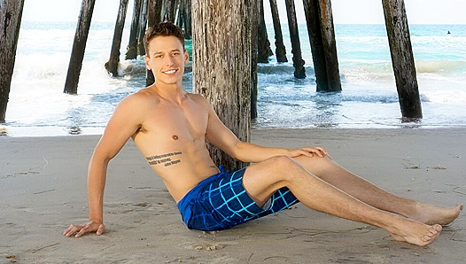 Hot Twinks Collide: Wild Passion Bareback Fun on the Sheets – GayXXX