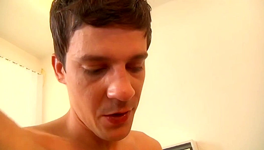 Julian Tomlinson Gapes for Huge Cock – Steamy Gay Anal Ride – XXX Action