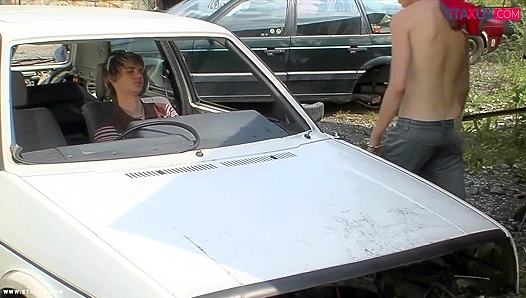 Hot Bareback Action Outdoors: Two Stallions Fuck Wild Under Open Skies – Gay XXX