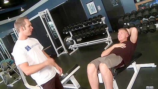 Devon Trains Gavins Body Hard — Finishes With Explosive Load – Straight2Gay 18+