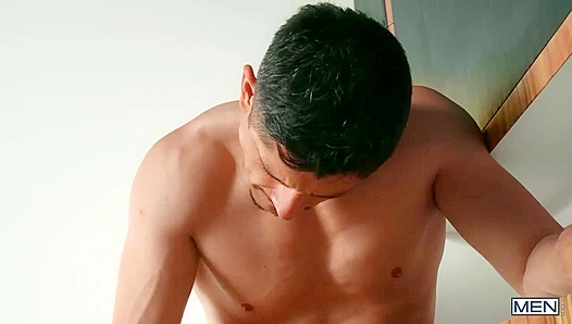 Jack Kross Gets Pounded Hard by Rocky Vallarta – No Condom, Just Pure Lust – GodsOfMen