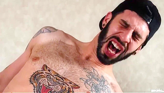 Bo Sinn Dominates Romeos Tight Ass – Hot Tattooed Gay Encounter – 18+