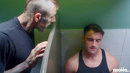 Bareback Heat: Bo Sinn Michael Bostons Hot Restroom Hookup – 18+