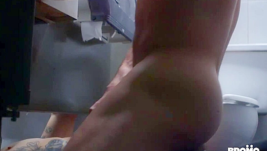 Bareback Heat: Bo Sinn Michael Bostons Hot Restroom Hookup – 18+