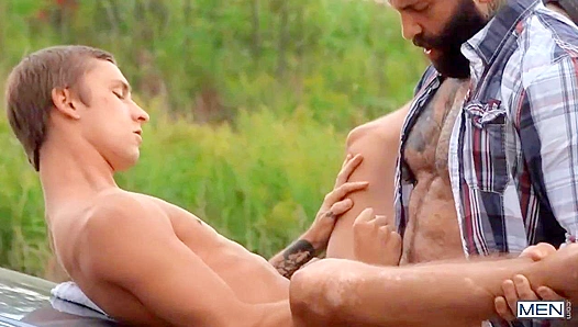 Wild Ride Outdoors: Theo Markus Go Bareback Naked – Raw Naturals