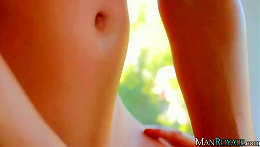 Muscle Gods Drenched in Oil Test Their Strength – Steamy Encounter GayRoom