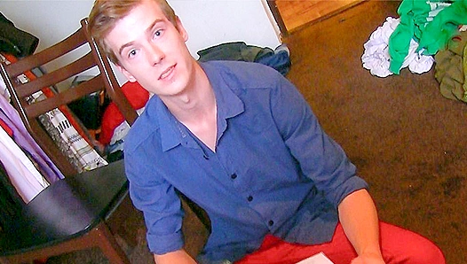Rent Paid in Cum: Horny Tenant Pleasures Landlord for Forgiveness – GayXXX