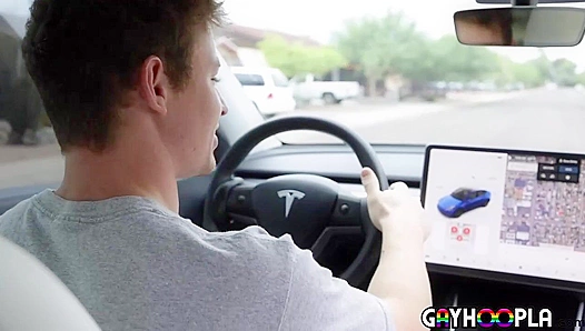 Kane Hardy Thomas Rosewoods Sizzling Car Encounter Gets Horny – GayPornX 18+