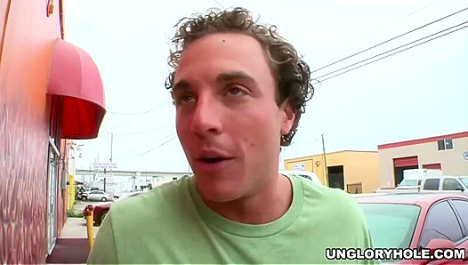 Blowjob Fever: Angelo Justin Goes Wild at the Untamed Glory Hole – 18+