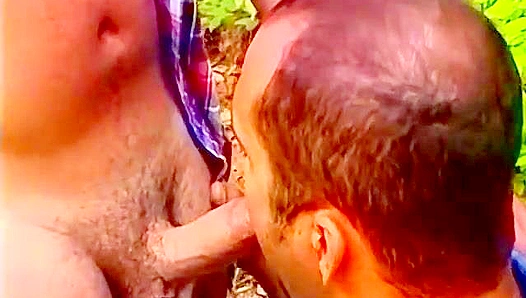 Patrick Ives Tony Genero Swap Blows Outdoors – Steaming Gay Action – BonusHunks