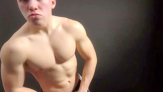Ripped Muscle Stud Teases Hard for Your Pleasure – EastBoys Seduction