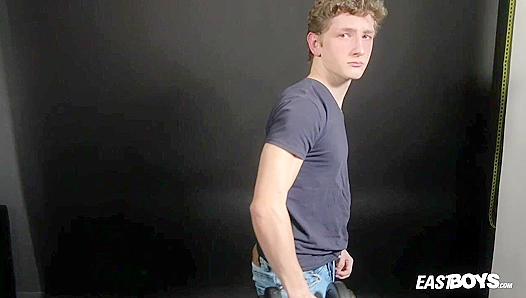 Alan McKenzies Hungry Ass Begs for Massive Dick – EastBoys 18+
