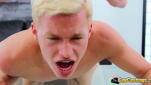 Dylans Steamy Encounter: Raw Passion Ignites in GayRoom 18+