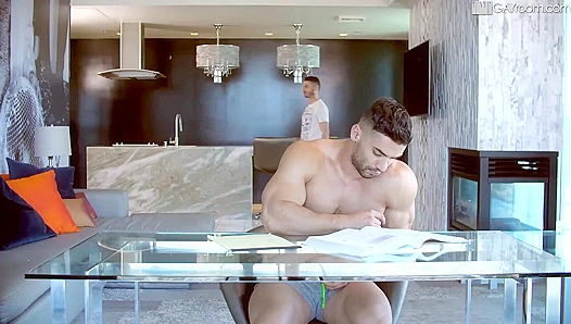 Arad Winwin Ride Robbie Carusos Huge Load – Deep Anal Cravings – ManRoyale