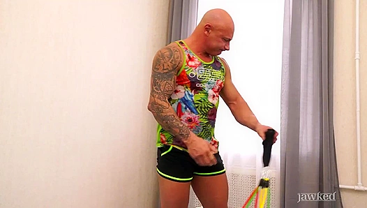Massive Muscle Daddy Takes His Gym Buddys Ass Hard RAW – HotFlesh 18+