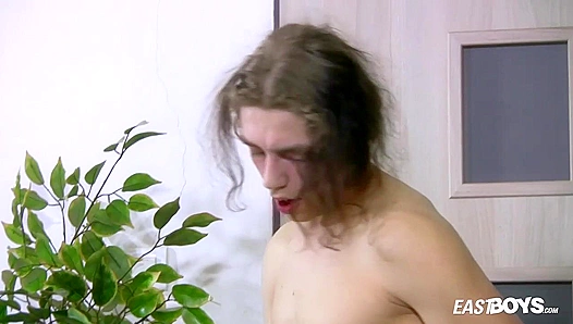Smooth Hands Gliding Down His Shaft – Sheldons Steamy Solo Session – EastBoys 18+