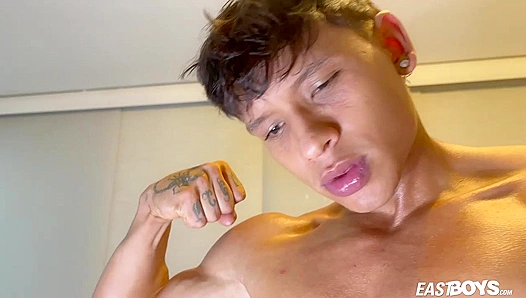 Pretty Boy Damond Teases EastBoys With Irresistible Seductive Charm – 18+