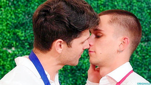Devin Franco Dominates While Riding Cooks Massive Shaft – NextDoor Originals