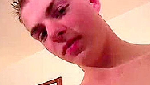 Hot Cute Guy Jerks Off with Wild Moans – BoysParty Pleasure 18+