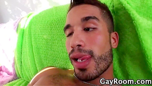 Trey Turner Rides Huge Dick in Steamy, Passion-Fueled Gay Session – XXX GAY