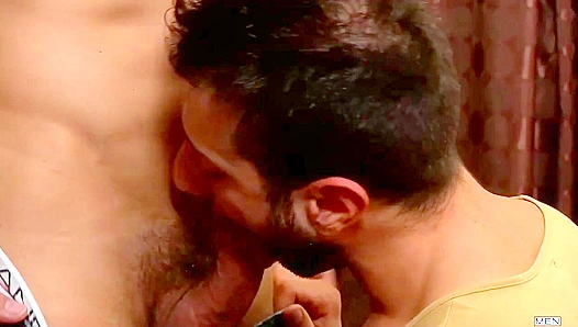 Steamy London Nights: Jay Roberts Takes Cash for Wild Anal Rides – GayUK 18+