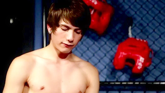 Anderson Lovell Takes On Colton Fox In A Horny Wrestling Match – TinyGays 18+