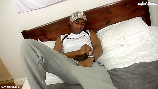 Interracial Clash: Connor Levi Faces Off Against Jason Smith in Steamy Showdown – GayXXX