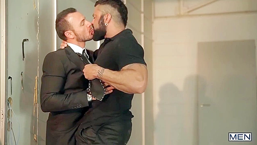 Gabriel Vanderloo Rogan Richards Ignite Steamy Office Romance – Hot Gay Encounter