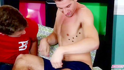 Brad Rockwell Takes On Alex Jordans Massive Load – Steamy Neighbor Encounter
