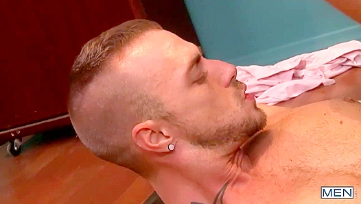 Shay Michaels Busted Bent Over for Officer Jessie Colters Thick Rod – 18+
