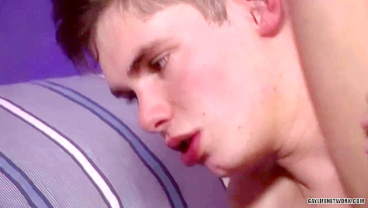 McKensie Dominates Drake in Hot Twink Action – LollipopTwinks 18+