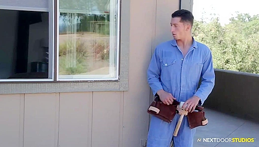 Handyman Drake Sparks Heat Fixing Things for Horny Neighbor Colton – Night Job Turns Wild