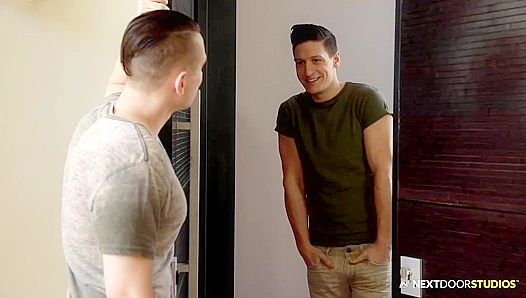 Nonstop Bareback Action Through Glory Holes – Multi-Cock Madness – HotBoys 18+