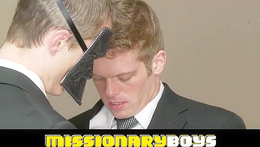 Elder Mckeys Tight Ass Bounces While He JERKS HARD – MissionaryBoys 18+