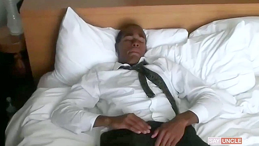 Elder Verdes Hot Solo Prayer Session – Full Worship Scene – MissionaryBoys