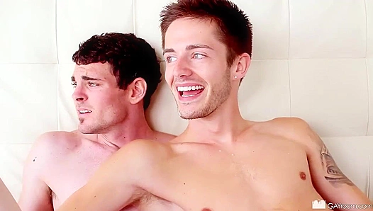 Bryce Marco Go Hard: Slim Twins Take It Deep – GayXXX 18+