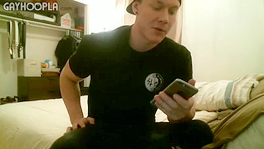 Jason Keys Cums Hard from Steaming Solo Session — Massive Load Released! – GayXXX