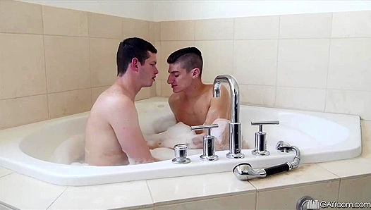 Benn Heights Aiden Ward Get Wet in Wild Bathroom Quickie – GayPornHub