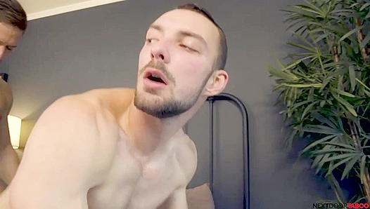 Stepbrothers Johnny, B, David Skylar Fuck Hard – NextDoor Heat