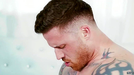 Jeremy Spreadums Tempts Straight Jordan Levine in Hot Gay Tryst – 18+