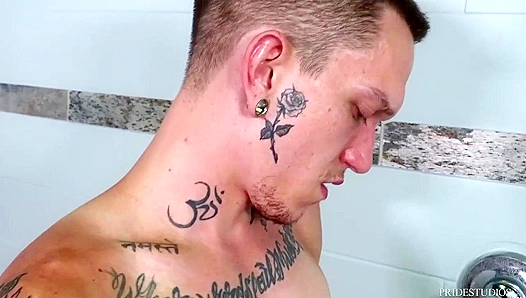 Chandler Dexx Gets Hot Under the Sun—Steamy Showers Big Hard-Ons Beckon – 18+