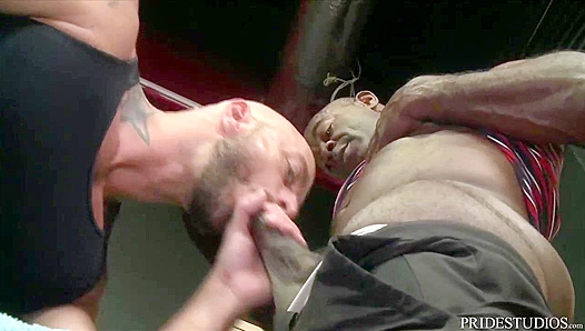 Jessie Begs for Deeper Thrusts as Aaron Pounds Him Hard – GayPornHeat 18+