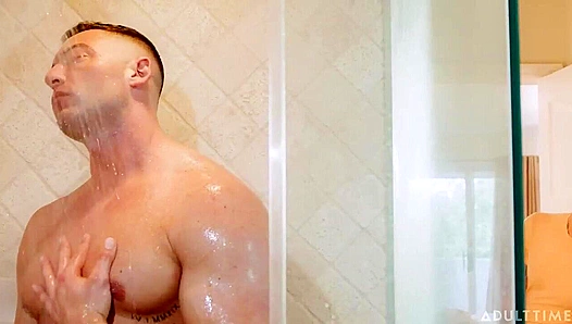 Lucca Mazzi Goes Wild — Hard Gay Fucking Hot Cum Shot Scenes