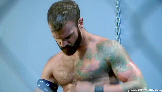 Brian Bonds Craves That Raw, Musky Heat from Drake Masters – Pure Gay Desire