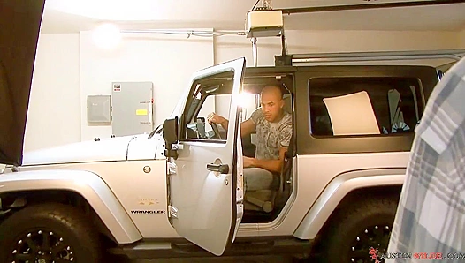 Austin Wilde Gets Naked by the Car – Hot BTS Action Unfolds – GayPornHub 18+