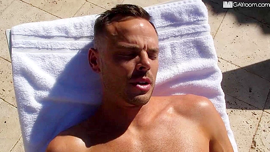 Steamy Pool Encounter: Timothy Drake Trent Summers Heat Up Man Royale – 18+