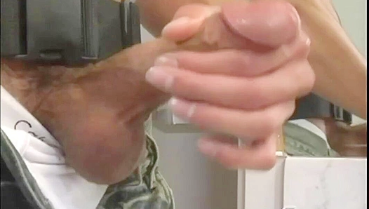 Ari Bonds Cums Hard in Hot Scene with Roman Hearts – GayPornTube 18+